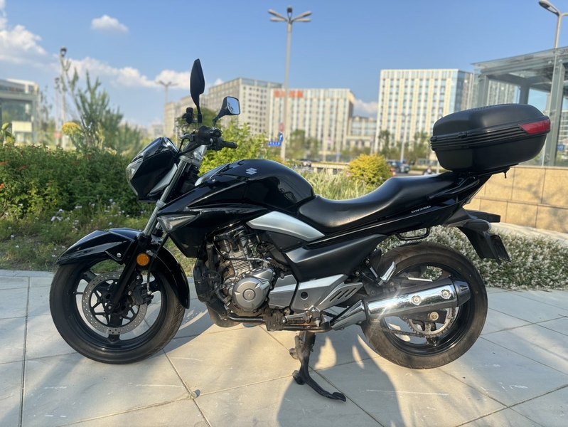 二手豪爵铃木骊驰 GW250