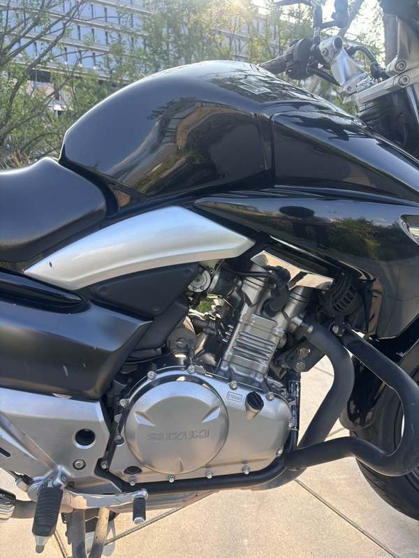 二手豪爵铃木骊驰 GW250