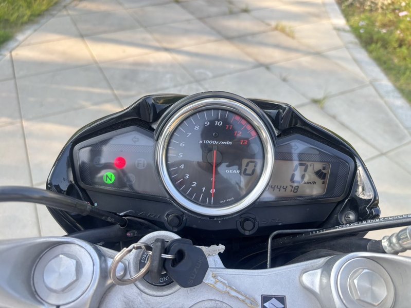 二手豪爵铃木骊驰 GW250