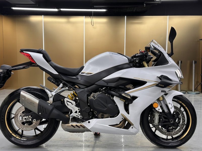 二手QJMOTOR赛800