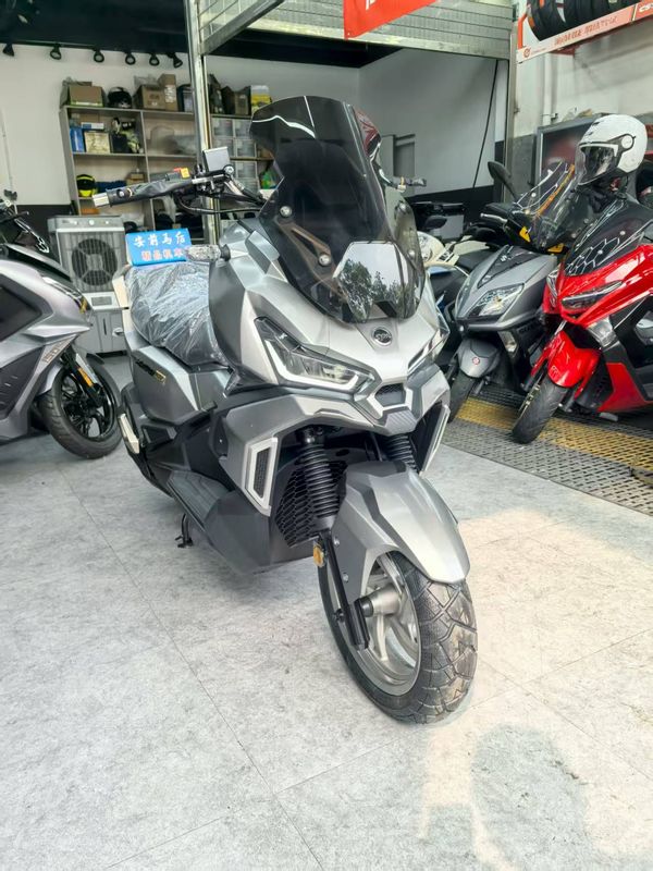 二手三阳哈士奇 Husky ADV150