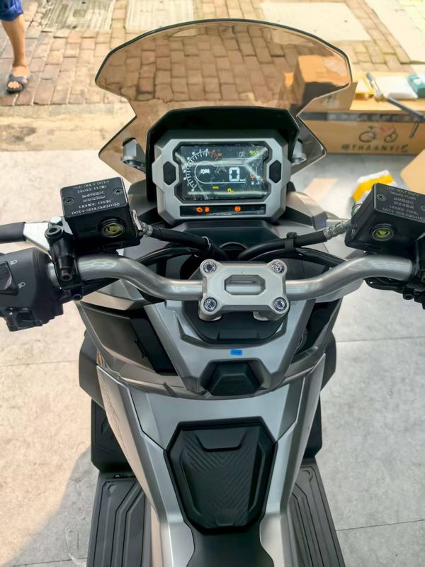 二手三阳哈士奇 Husky ADV150
