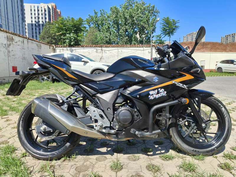 二手豪爵铃木GSX250R