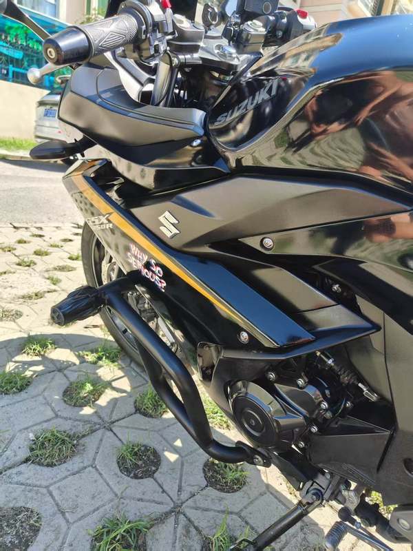 二手豪爵铃木GSX250R