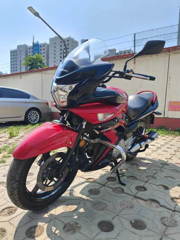 二手豪爵铃木骊驰 GW 250F