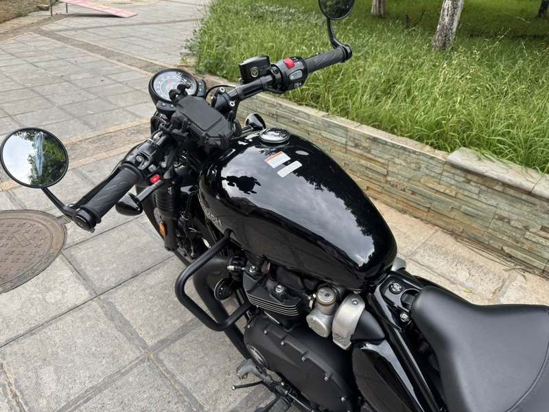 二手凯旋Bonneville Bobber