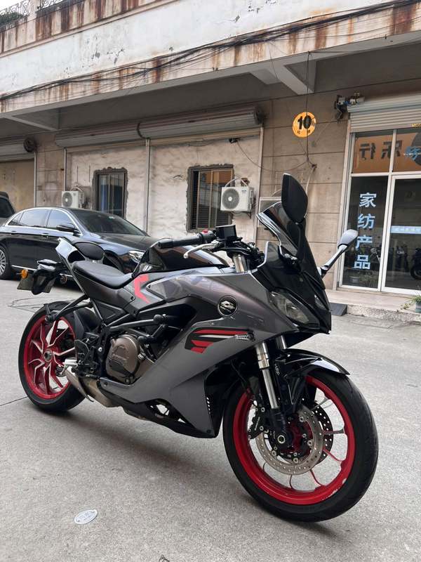 二手QJMOTOR赛400