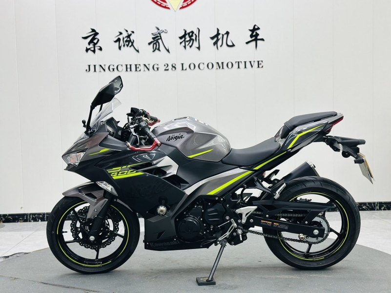 二手川崎Ninja 400