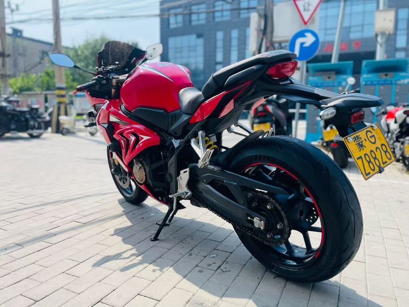 二手本田CBR650R