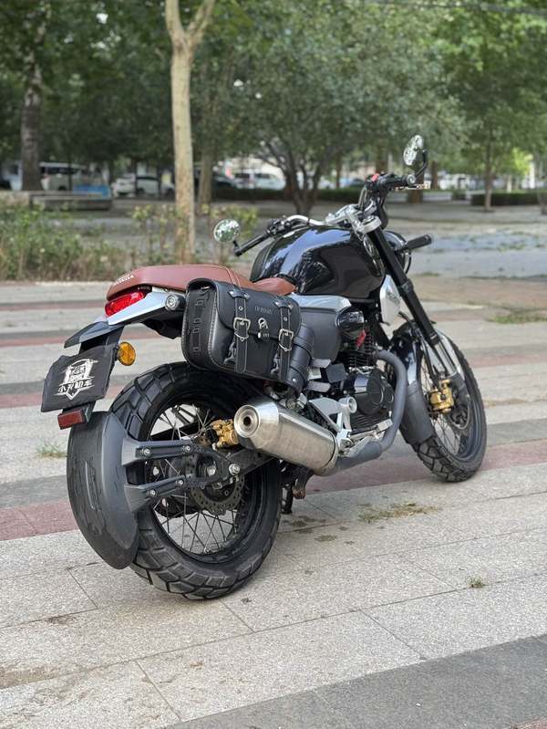 二手五羊本田鸷道 CB190SS