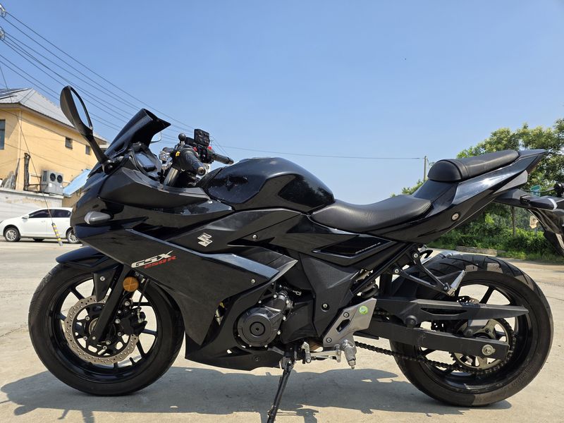 二手豪爵铃木GSX250R