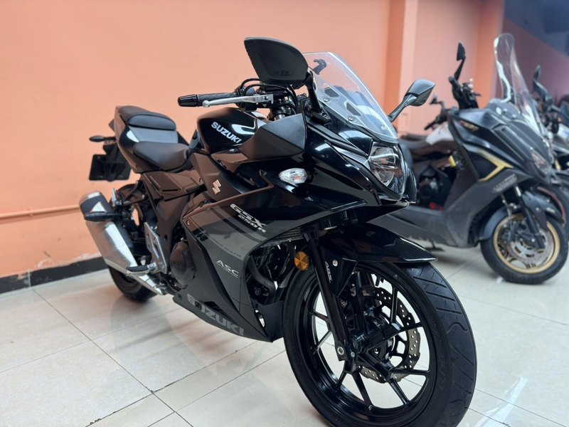 二手豪爵铃木GSX250R