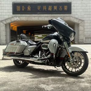 二手哈雷戴维森大道滑翔 Street Glide