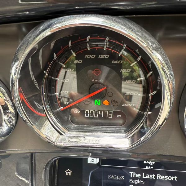 二手哈雷戴维森大道滑翔 Street Glide