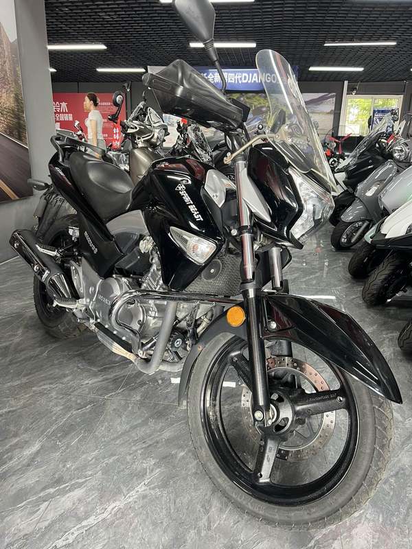 二手豪爵铃木骊驰 GW250