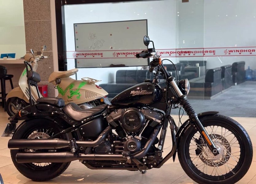 二手哈雷戴维森街霸 Street Bob