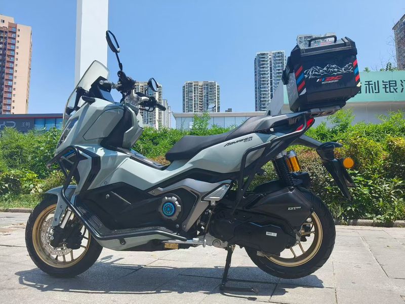 二手布雷斯通极宙 ADV150