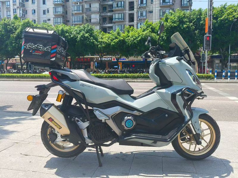 二手布雷斯通极宙 ADV150