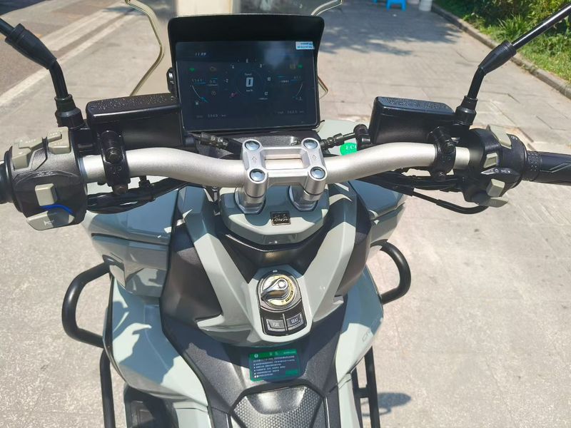 二手布雷斯通极宙 ADV150