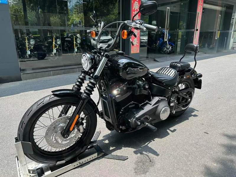二手哈雷戴维森街霸 Street Bob