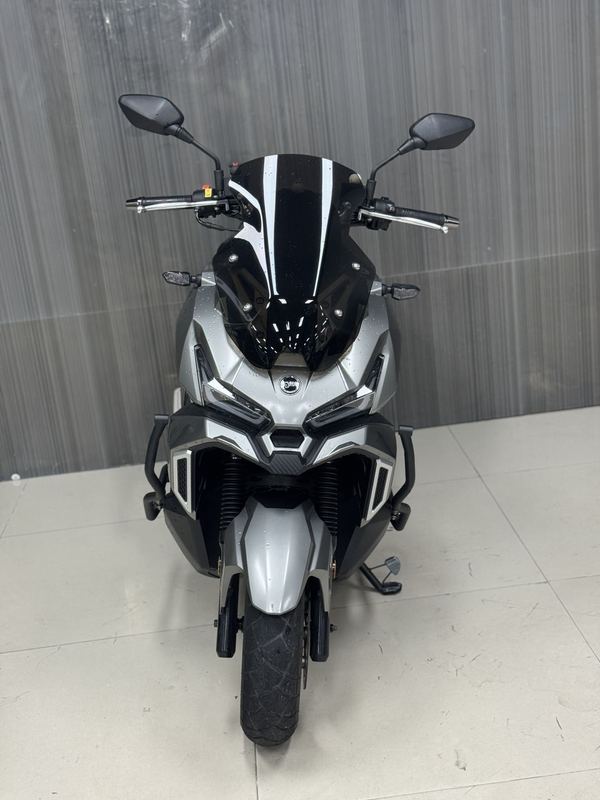 二手三阳哈士奇 Husky ADV150