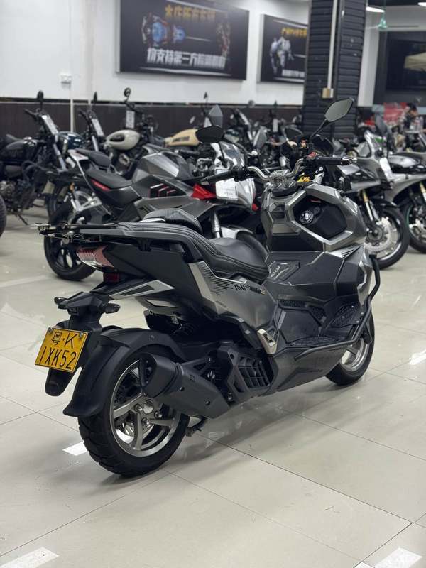 二手三阳哈士奇 Husky ADV150