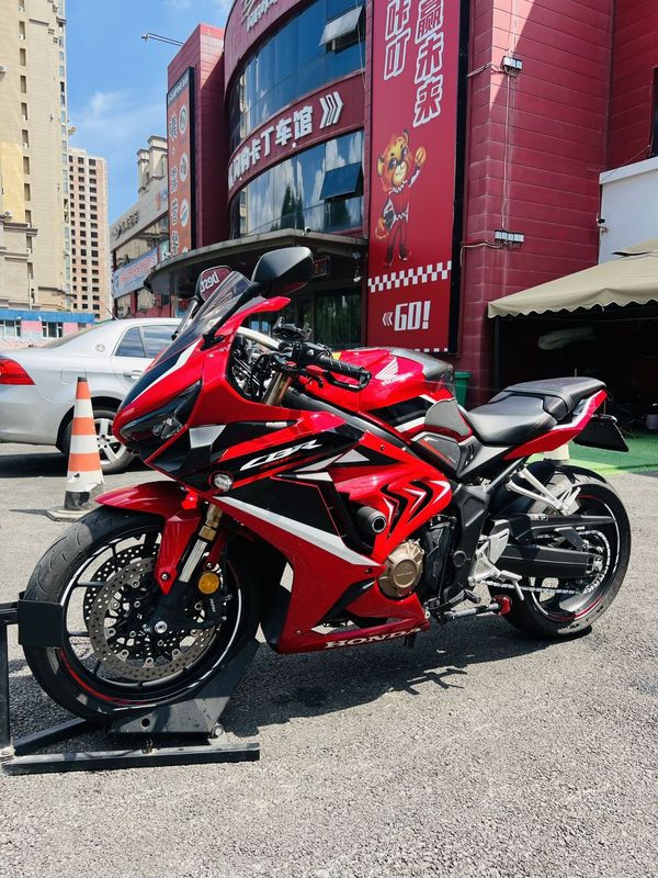 二手本田CBR650R