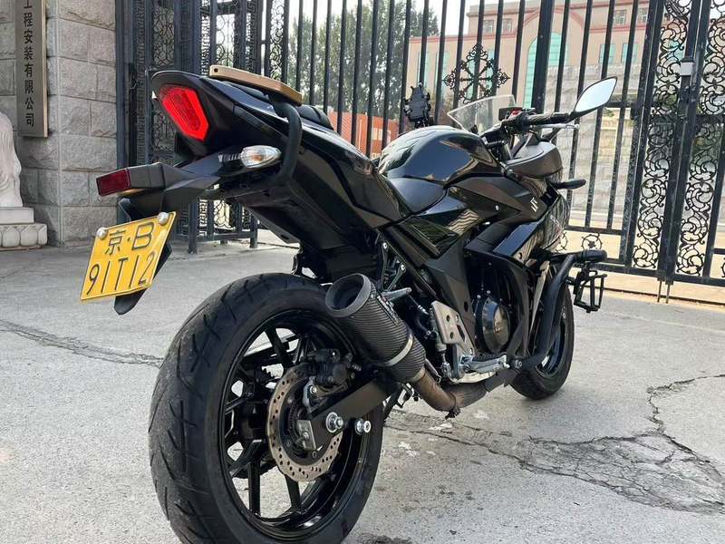 二手豪爵铃木GSX250R