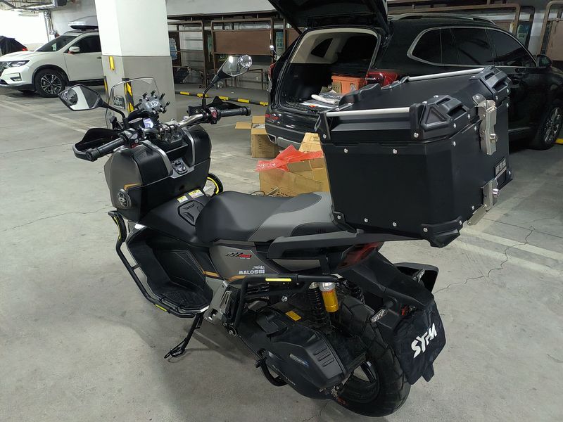 二手QJMOTOR鸿250ADV