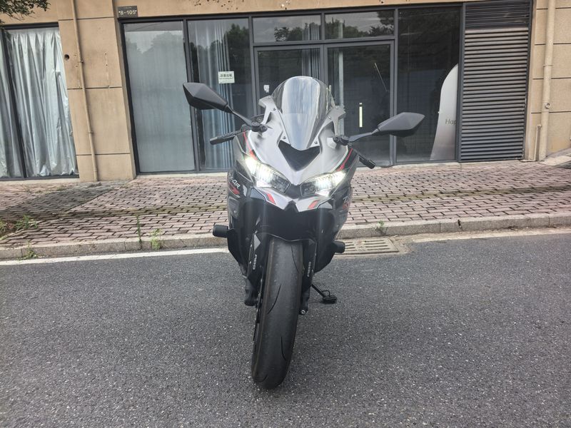 二手川崎ZX-4R
