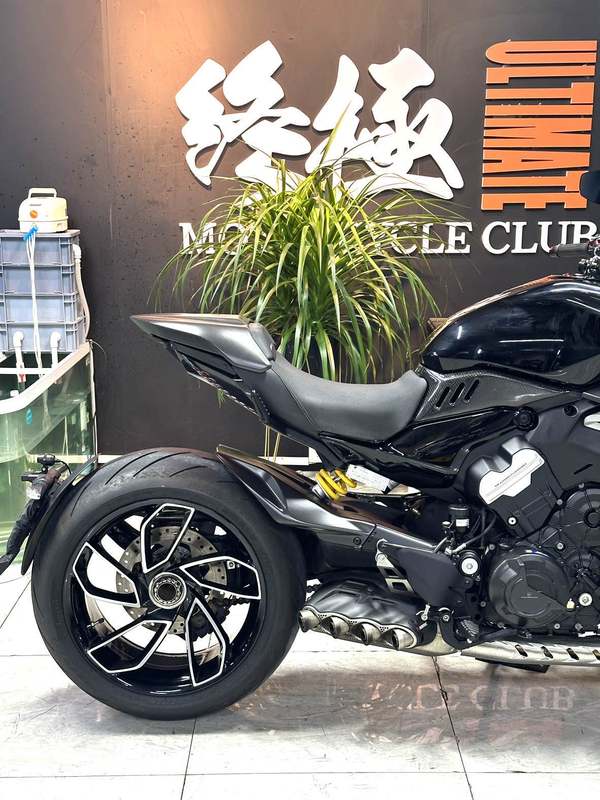 二手杜卡迪Diavel V4