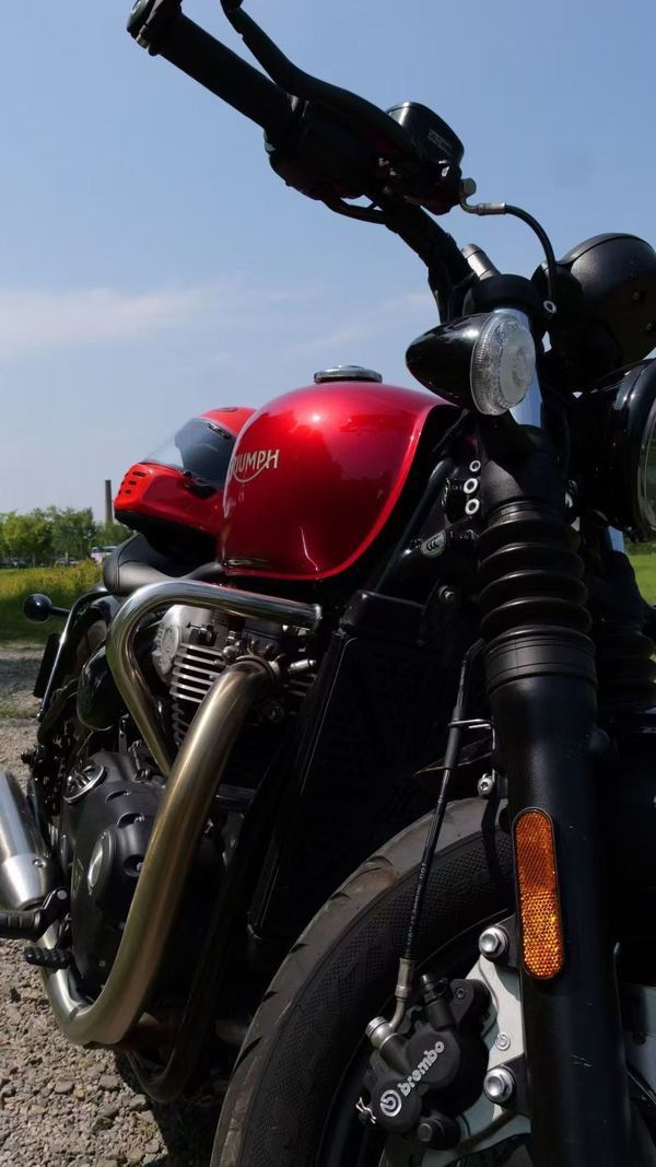 二手凯旋Bonneville Bobber