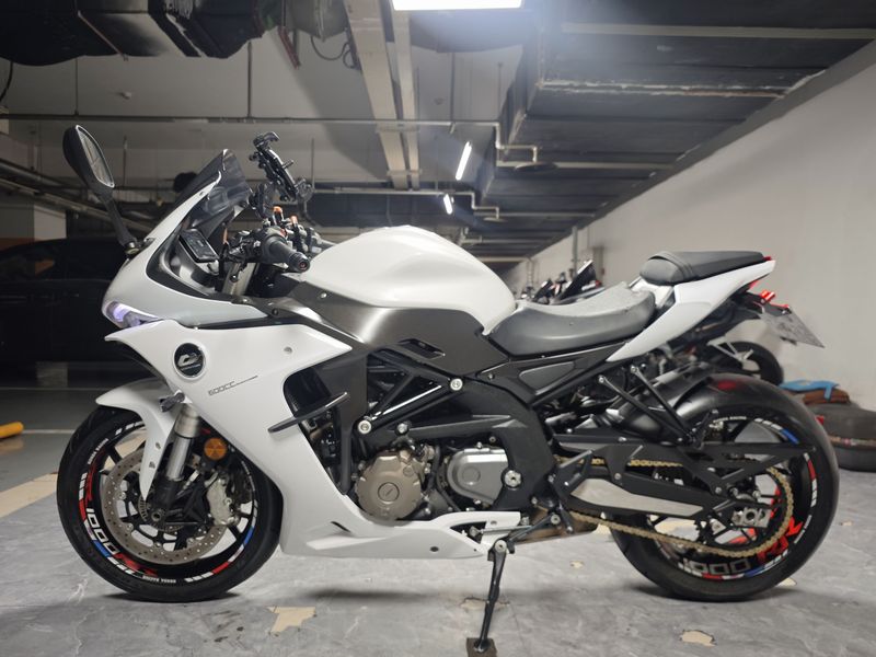 二手QJMOTOR赛600