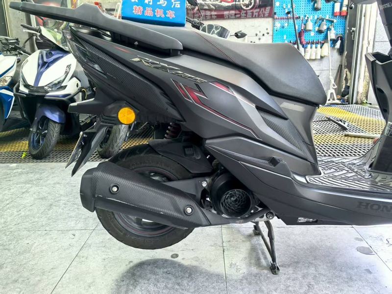 二手新大洲本田裂行 RX125Fi