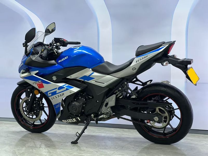 二手豪爵铃木GSX250R