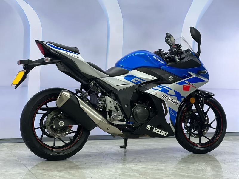 二手豪爵铃木GSX250R