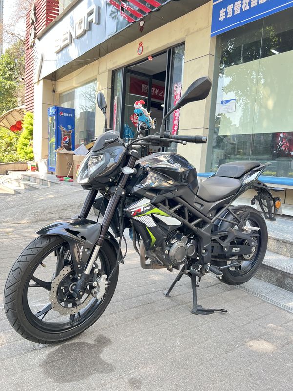 二手贝纳利红宝龙 TNT150i