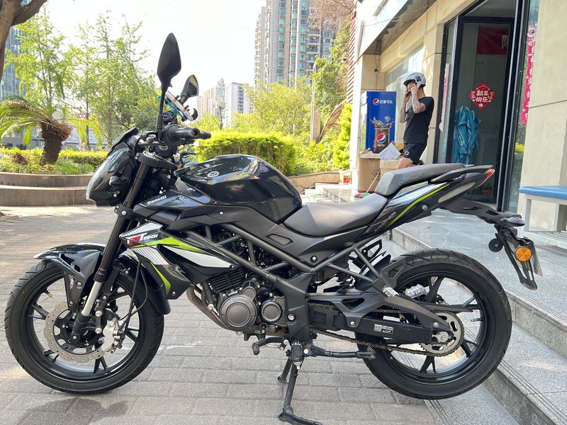 二手贝纳利红宝龙 TNT150i