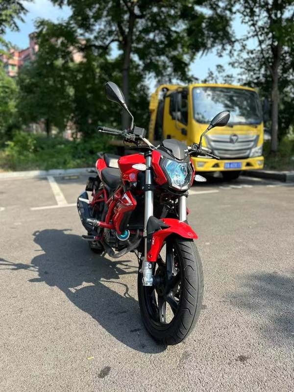二手贝纳利红宝龙 TNT150i