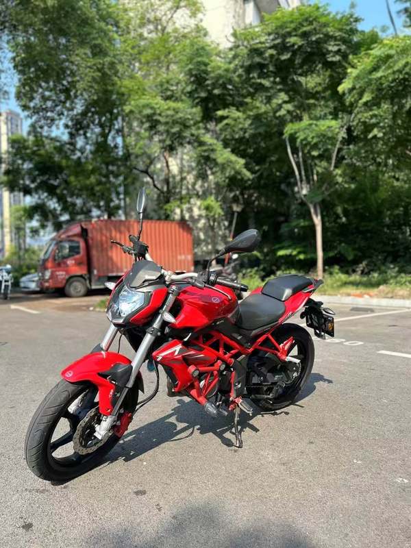二手贝纳利红宝龙 TNT150i