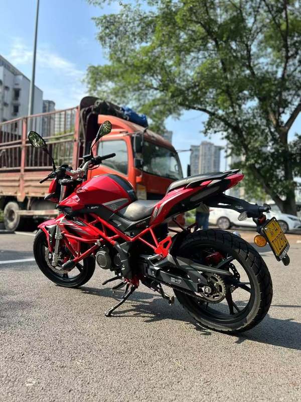 二手贝纳利红宝龙 TNT150i