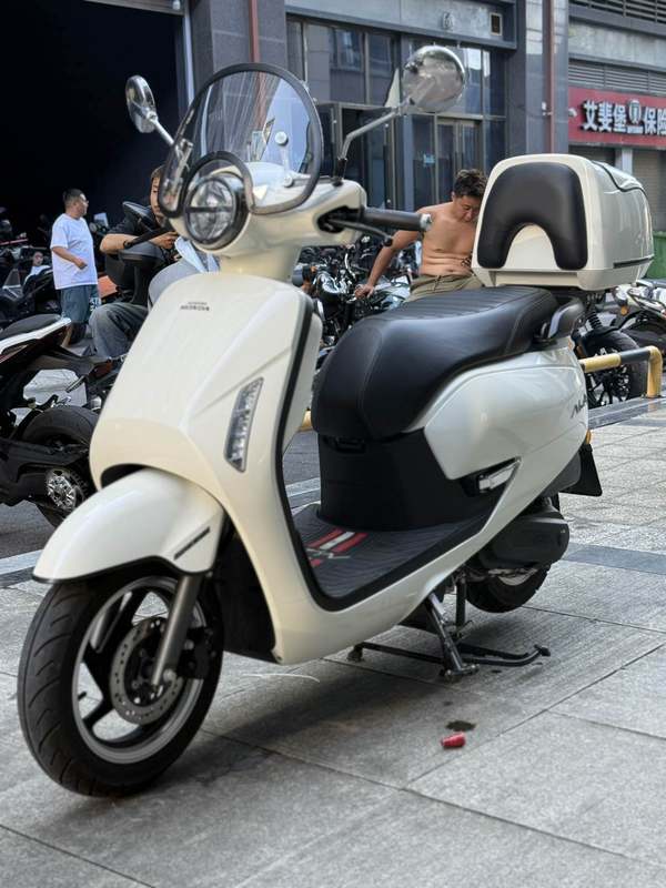 二手新大洲本田NS125LA