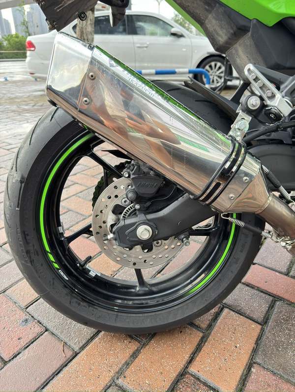 二手川崎ZX-4R