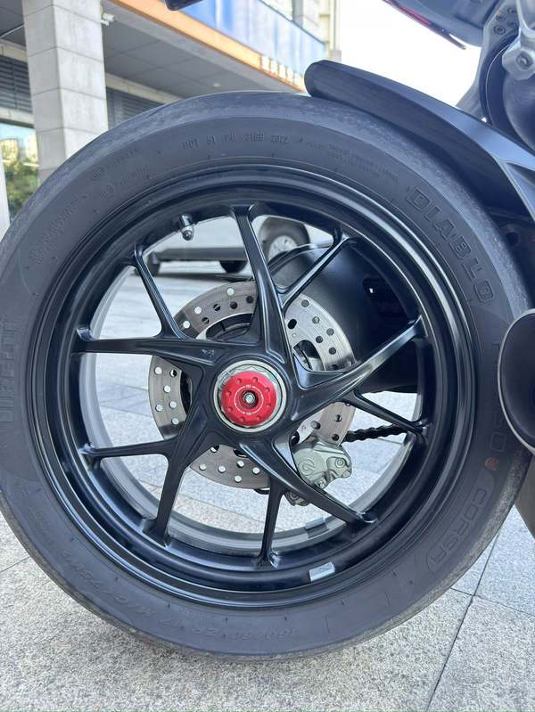 二手杜卡迪Panigale V2