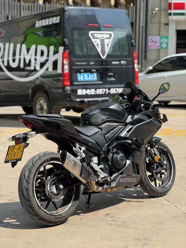二手本田CBR400R