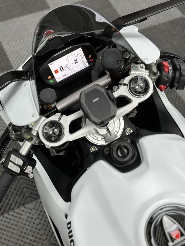 二手杜卡迪Panigale V2