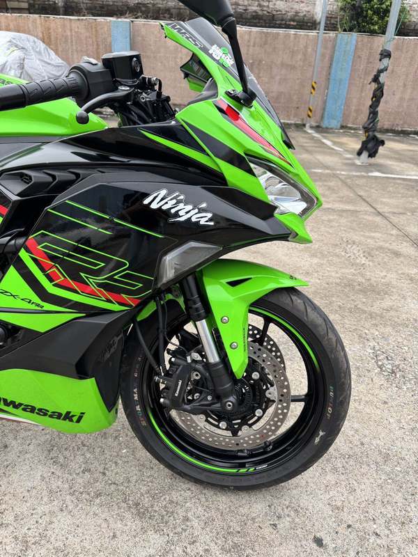 二手川崎ZX-4R