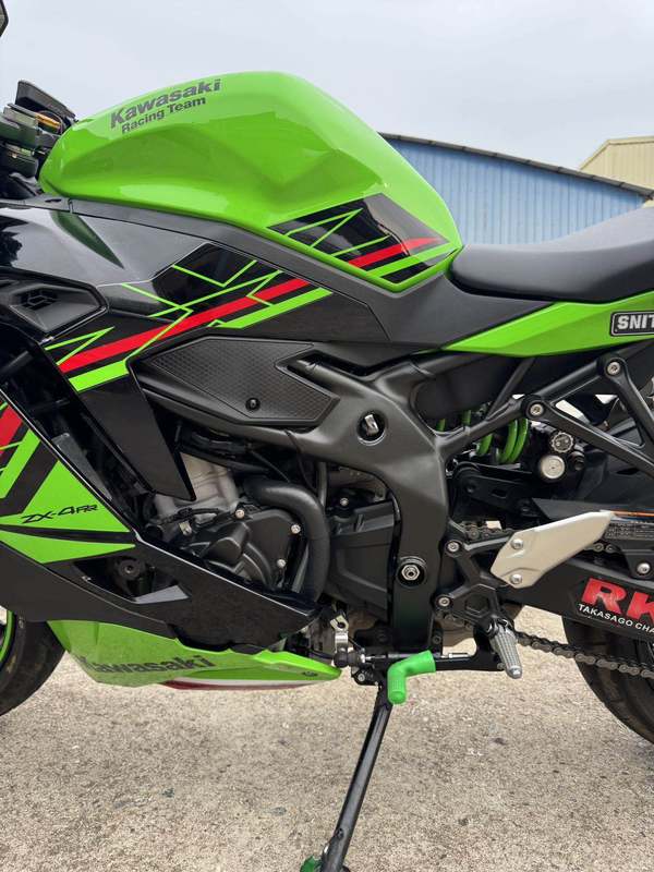 二手川崎ZX-4R