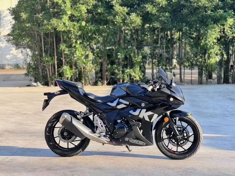 二手豪爵铃木GSX250R
