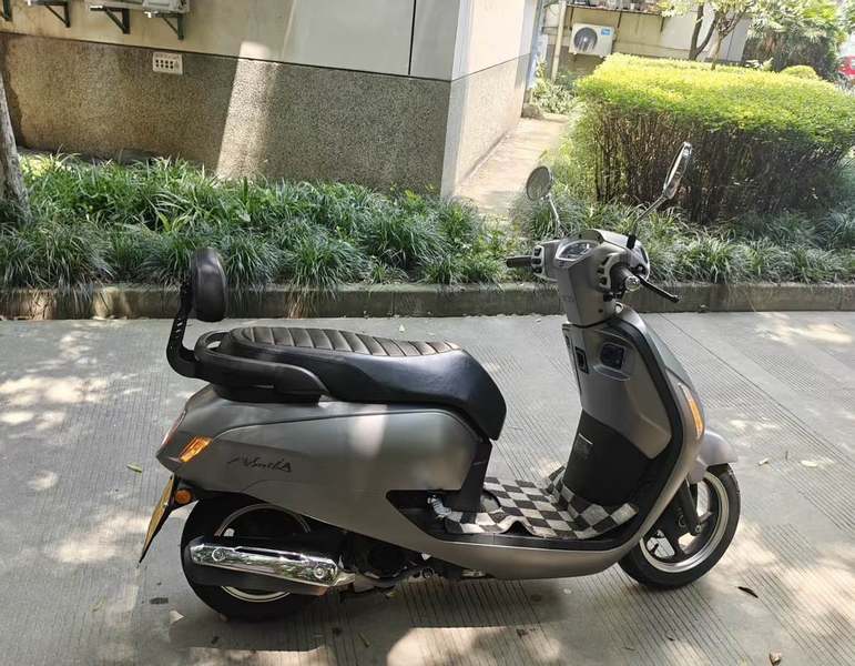 二手新大洲本田NS125LA